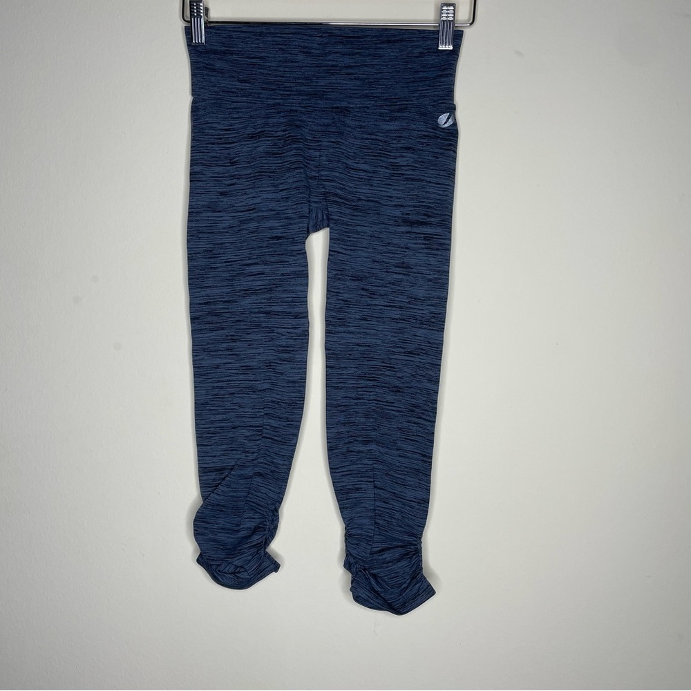 NUX | Compression Crop Leggings